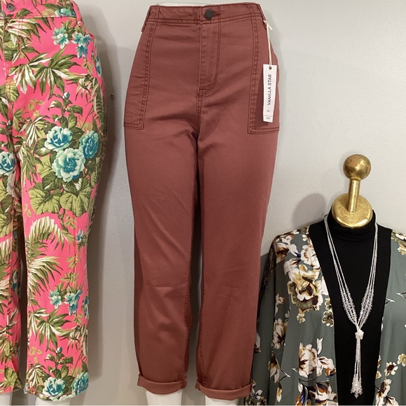 Tea Rose Utility Jeans - Picture 1 of 3